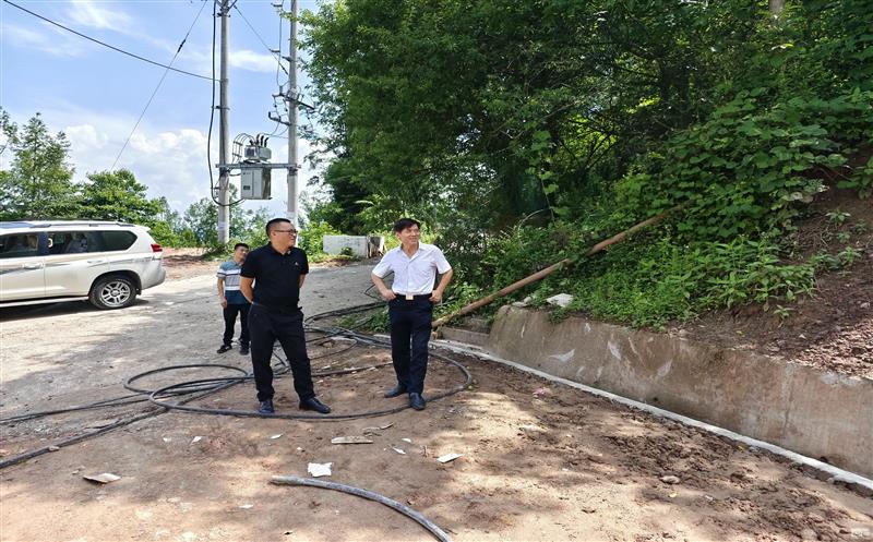 金？？？？？？？蟛繁毓笠恍星巴钅考觳橹傅脊ぷ